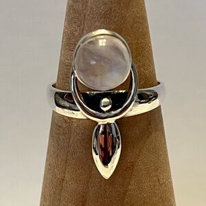 925 STERLING SILVER GODDESS WITH MOONSTONE RING VARIOUS SIZES